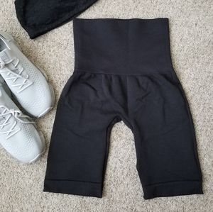 Hug Me Tight Biker Shorts Black, OSFM